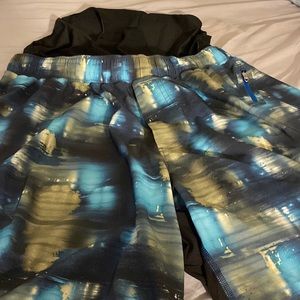 Lululemon Men’s Surge 7”-Lined Short — M